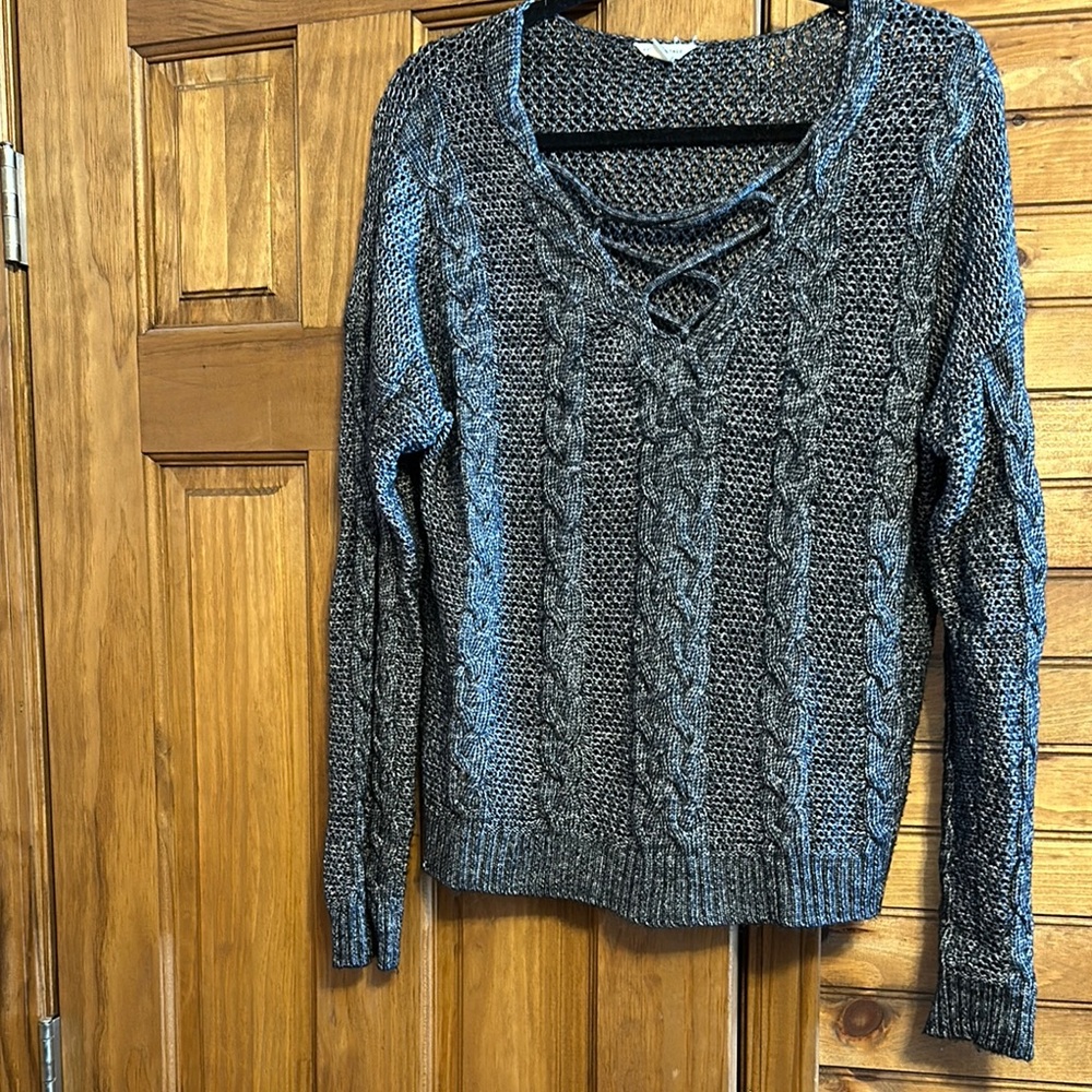 Aeropostale Blue and White V-Neck Sweater